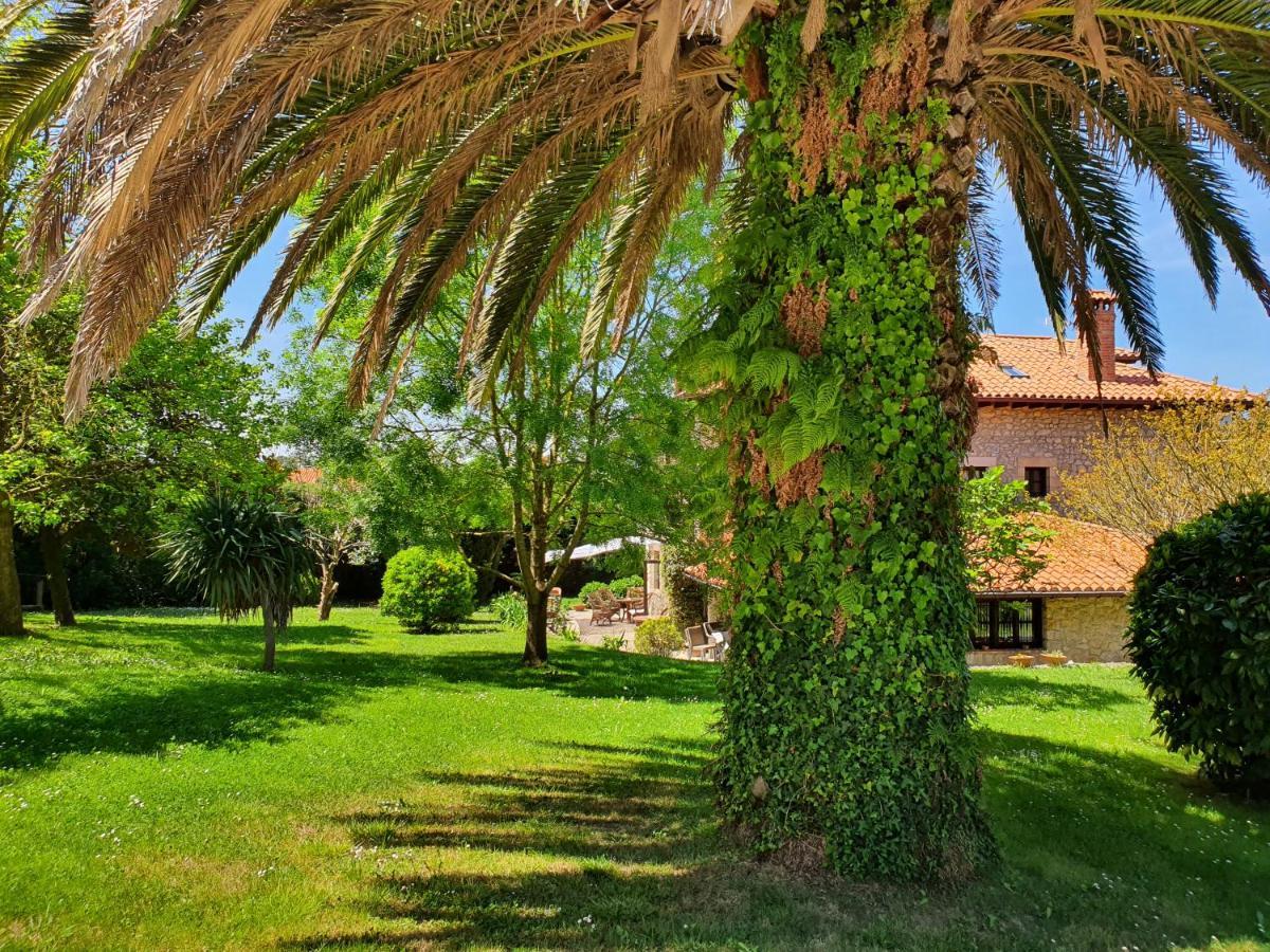 Posada San Tirso Tonanes Exterior photo