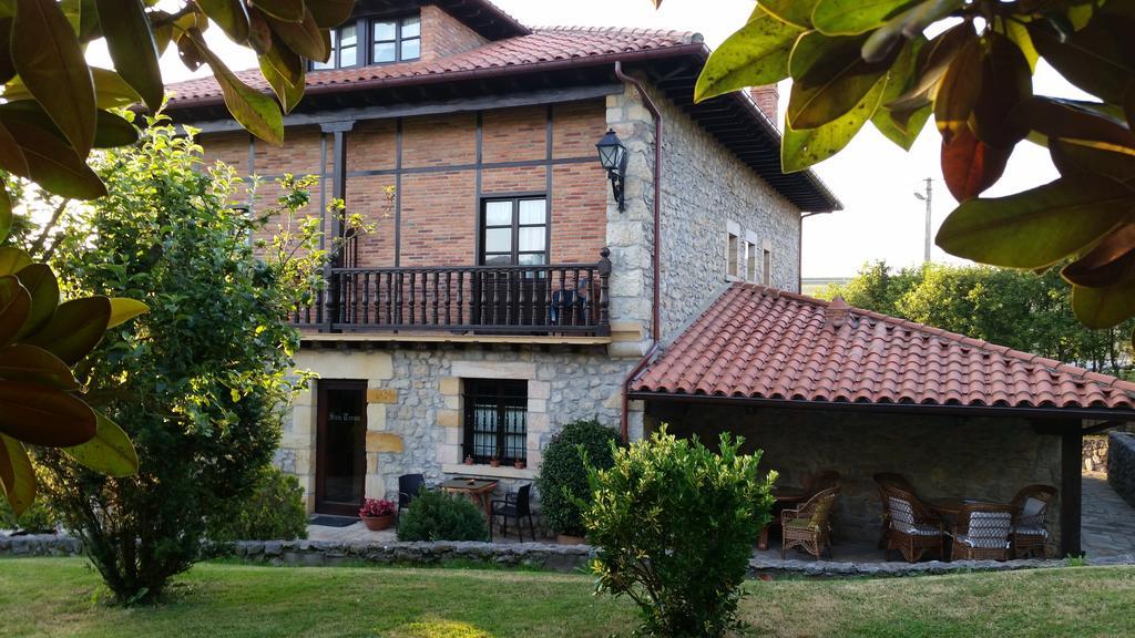 Posada San Tirso Tonanes Exterior photo